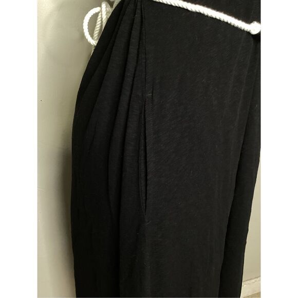 Free People black strapless dress with wood bead belt. Medium. Retails $70 - Picture 8 of 8